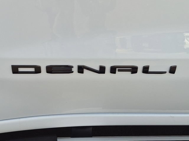 New 2026 GMC Sierra 1500 Denali w/ LPO, Black Badging Package AWD/4WD image 34