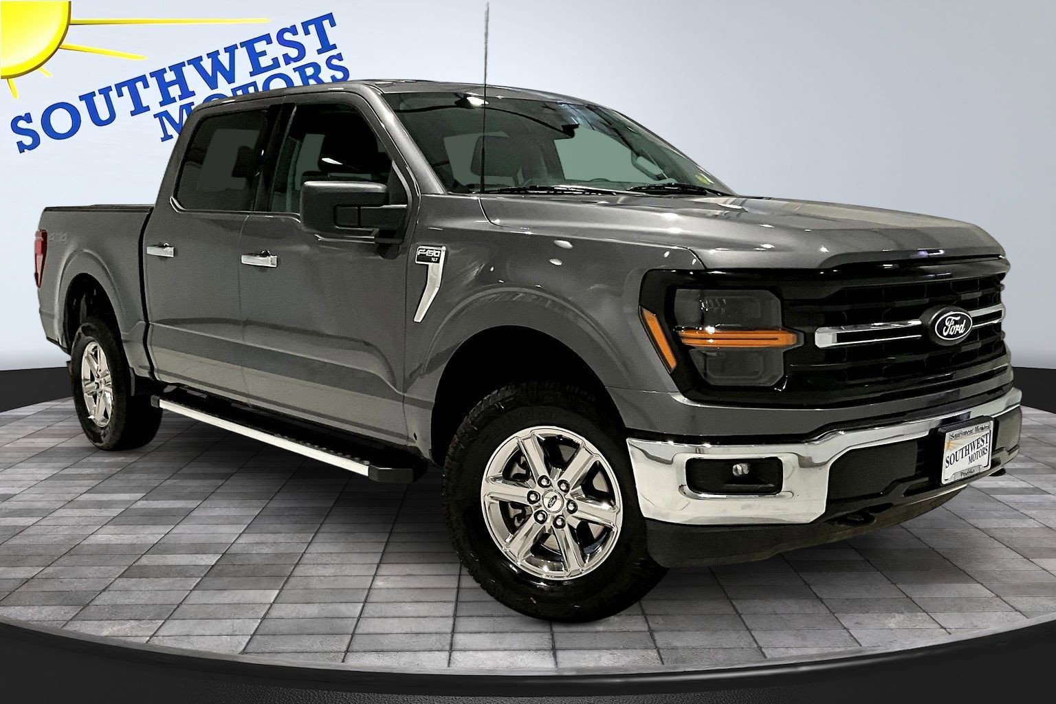 Used 2025 Ford F150 XLT w/ Equipment Group 301A Standard AWD/4WD image 3