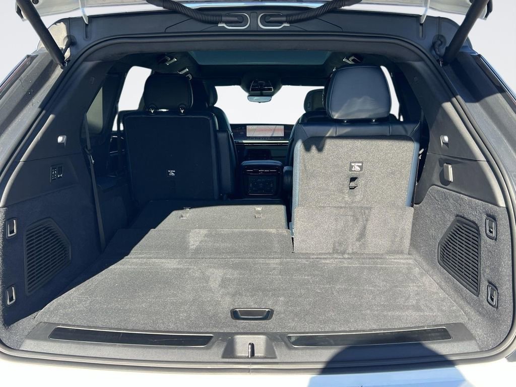 New 2025 Cadillac Escalade IQ Luxury 2 AWD/4WD image 31