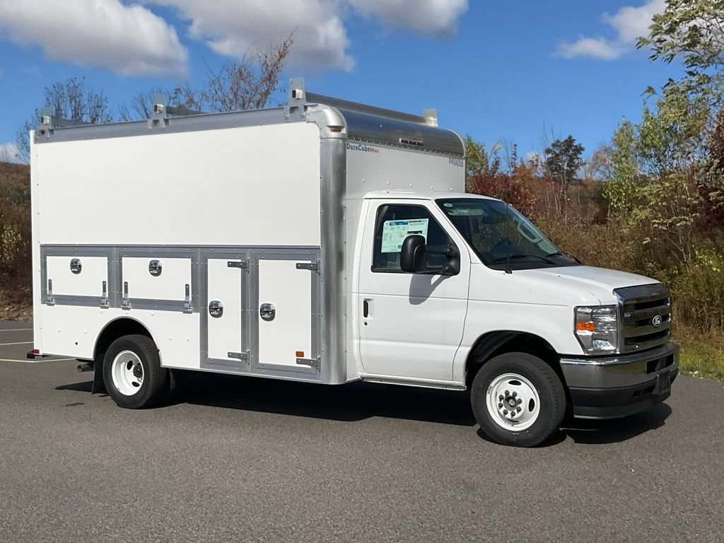New 2026 Ford E-450 and Econoline 450 Super Duty w/ Power Equipment Group RWD image 1