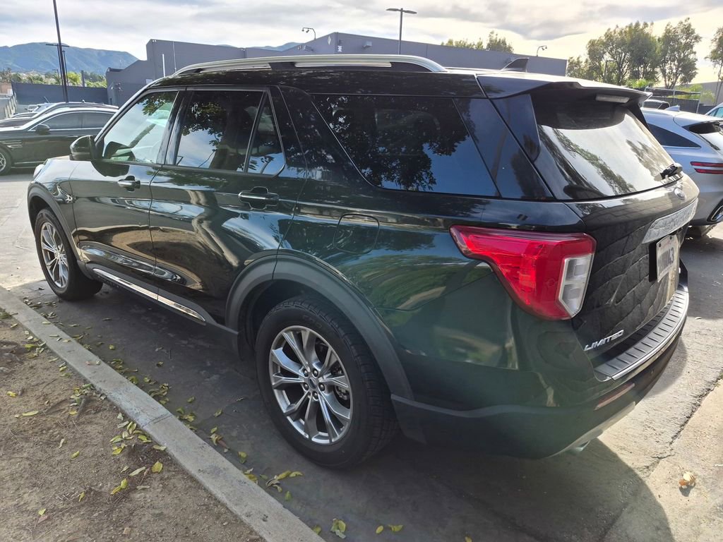 Used 2022 Ford Explorer Limited w/ Equipment Group 301A AWD/4WD image 5