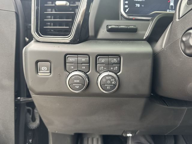 Used 2024 GMC Sierra 1500 AT4 w/ Technology Package image 18