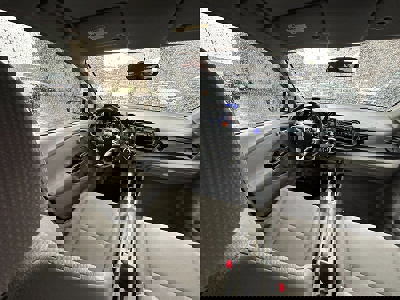 Used 2013 Honda Insight image 14