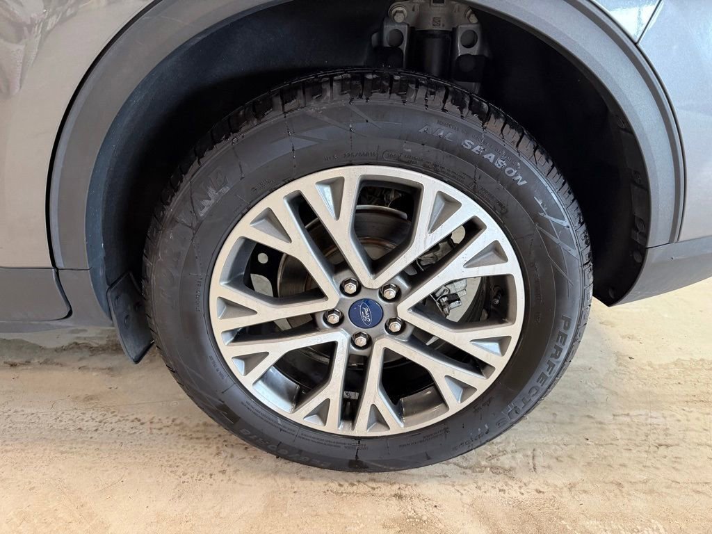 Certified 2022 Ford Escape SEL AWD/4WD image 31