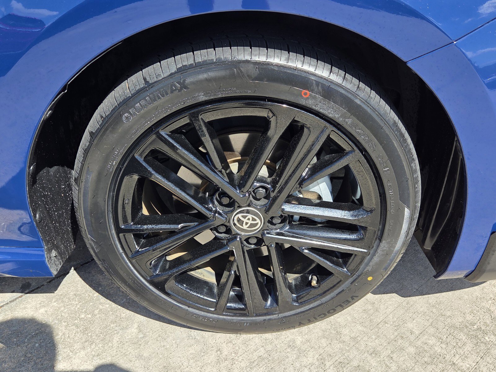 Used 2025 Toyota Camry SE image 12