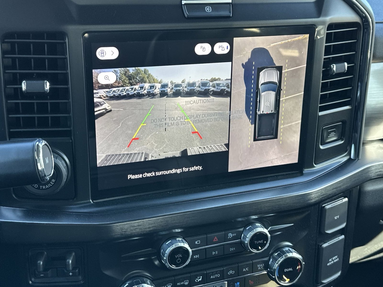 New 2026 Ford F250 Lariat w/ Black Appearance Package image 24