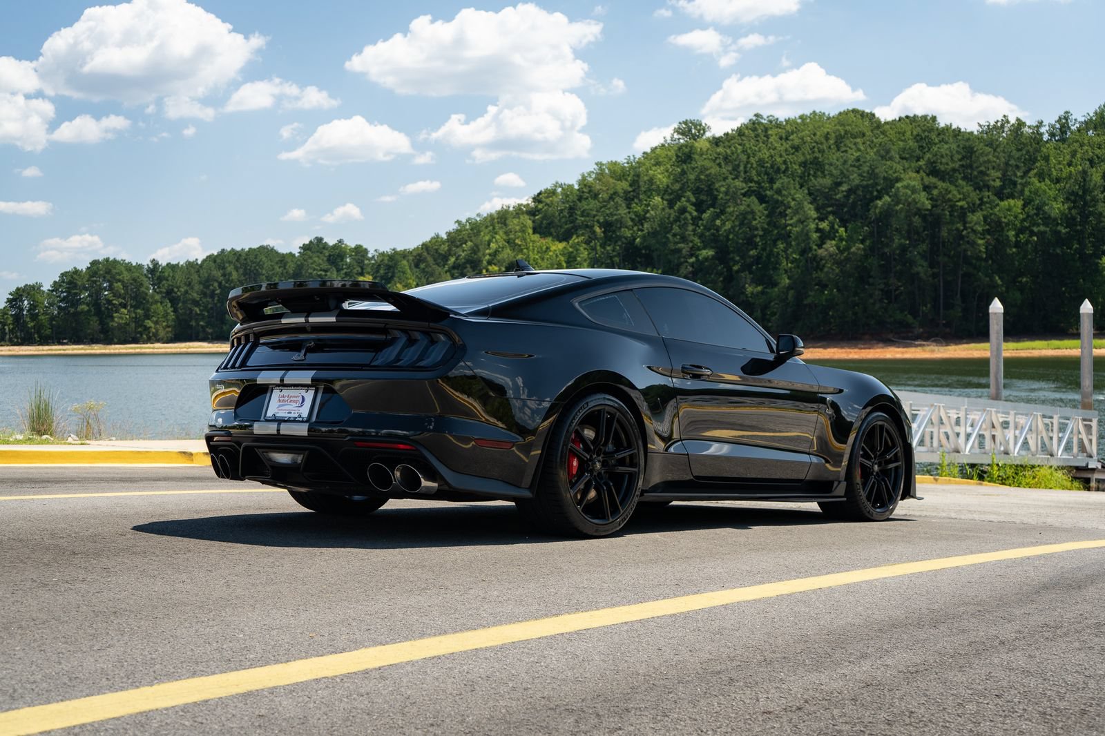 Used 2021 Ford Mustang Shelby GT500 w/ Technology Package RWD image 44
