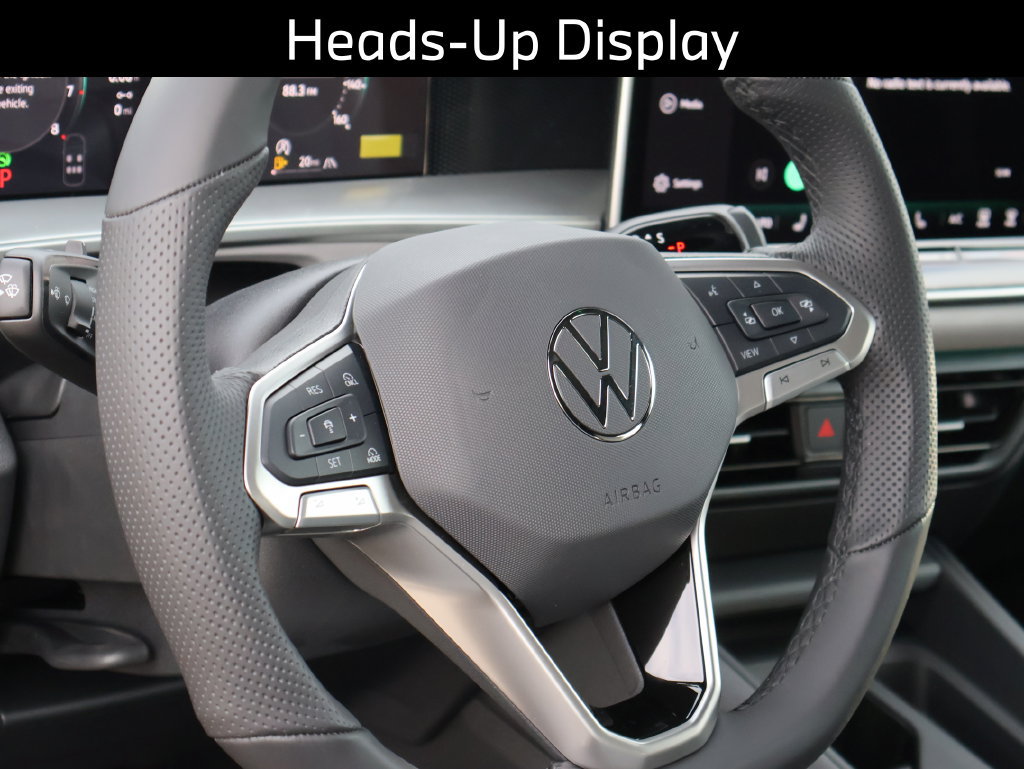 Used 2026 Volkswagen Tiguan SE R-Line AWD/4WD image 5
