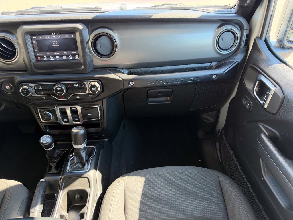 Used 2023 Jeep Wrangler Sport AWD/4WD image 17