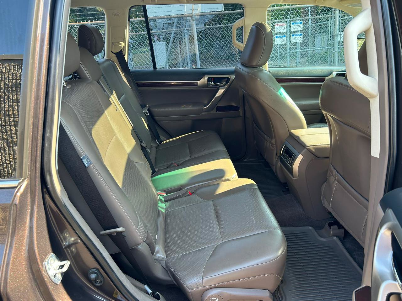Used 2018 Lexus GX 460 Luxury AWD/4WD image 17