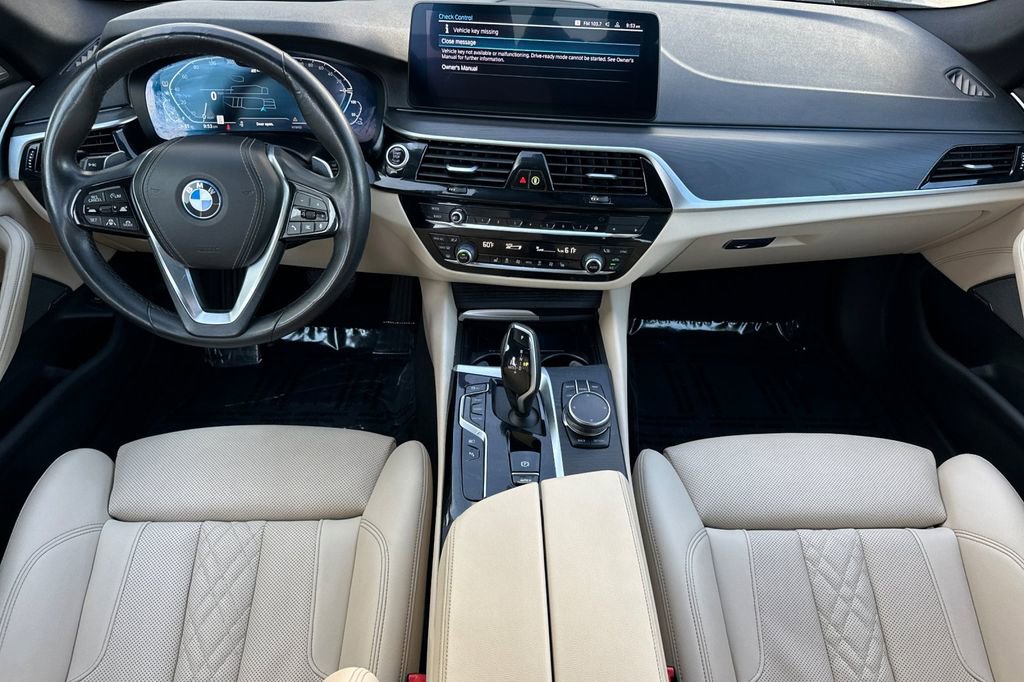 Used 2023 BMW 530e 530e iPerformance w/ Premium Package image 14