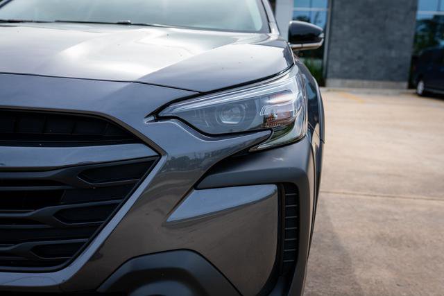 Certified 2025 Subaru Outback Premium AWD/4WD image 3