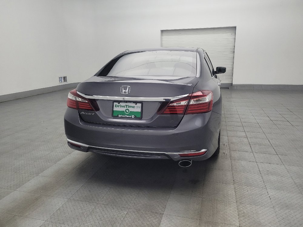 Used 2017 Honda Accord LX image 7