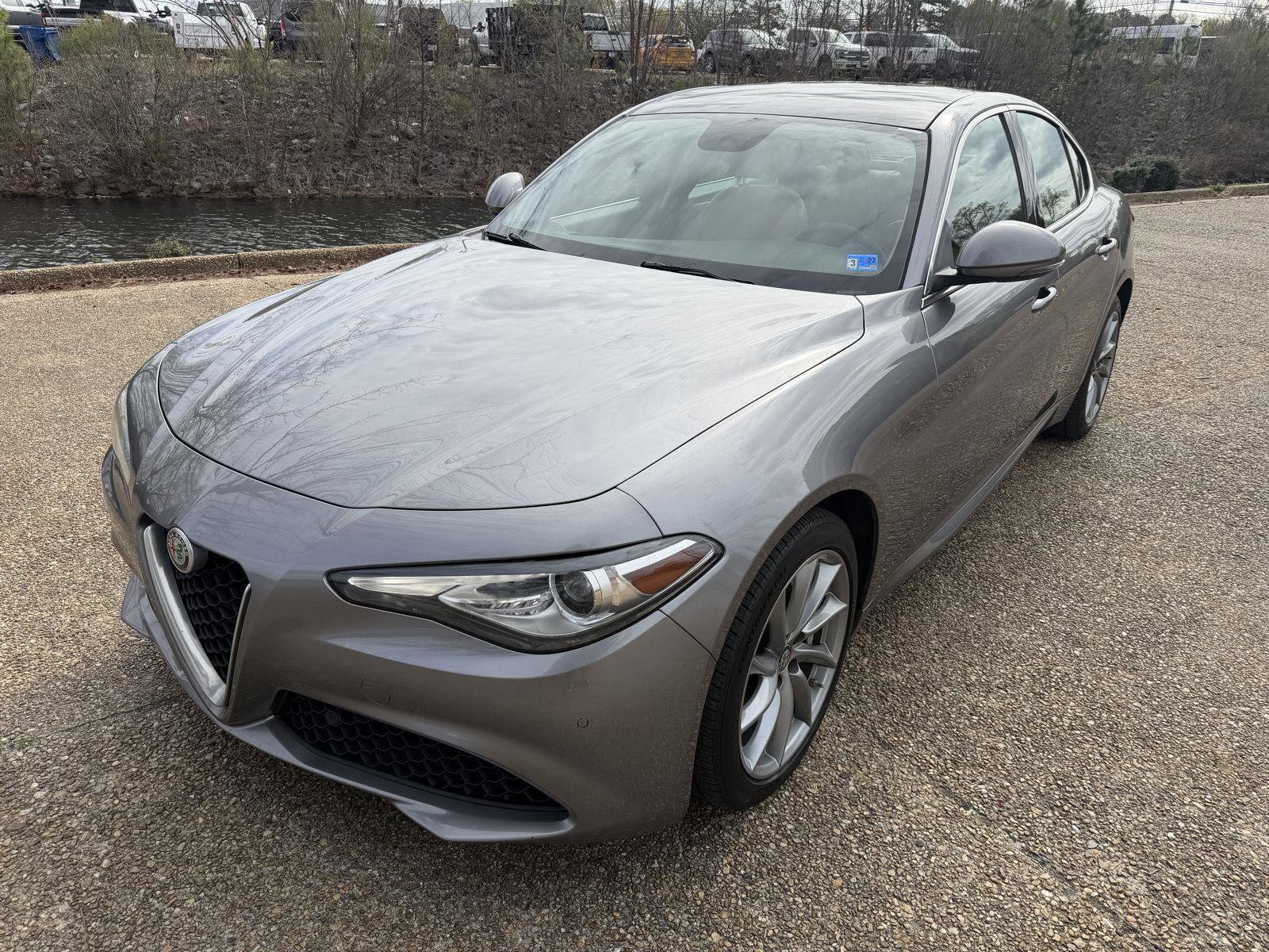Used 2017 Alfa Romeo Giulia AWD w/ Cold Weather Package image 7