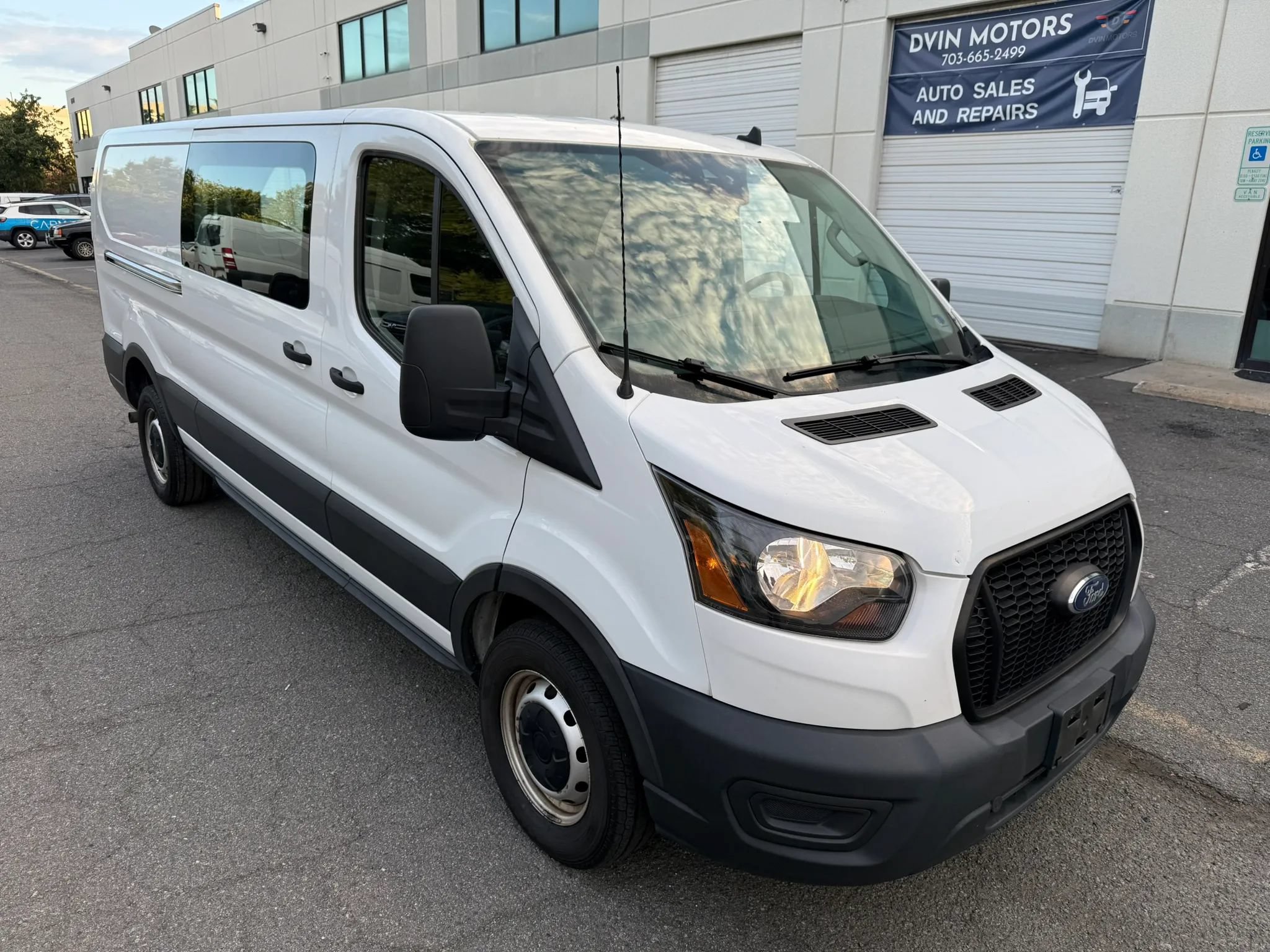 Used 2021 Ford Transit 150 Low Roof RWD image 15