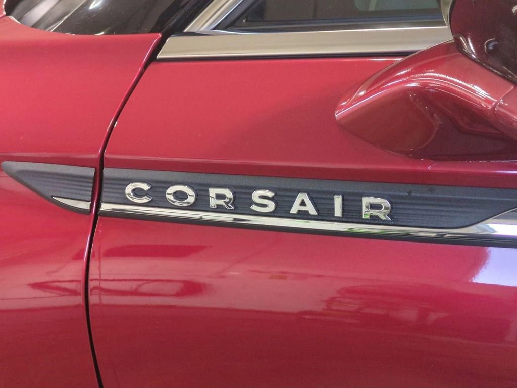 Certified 2023 Lincoln Corsair FWD w/ Towing Package image 10