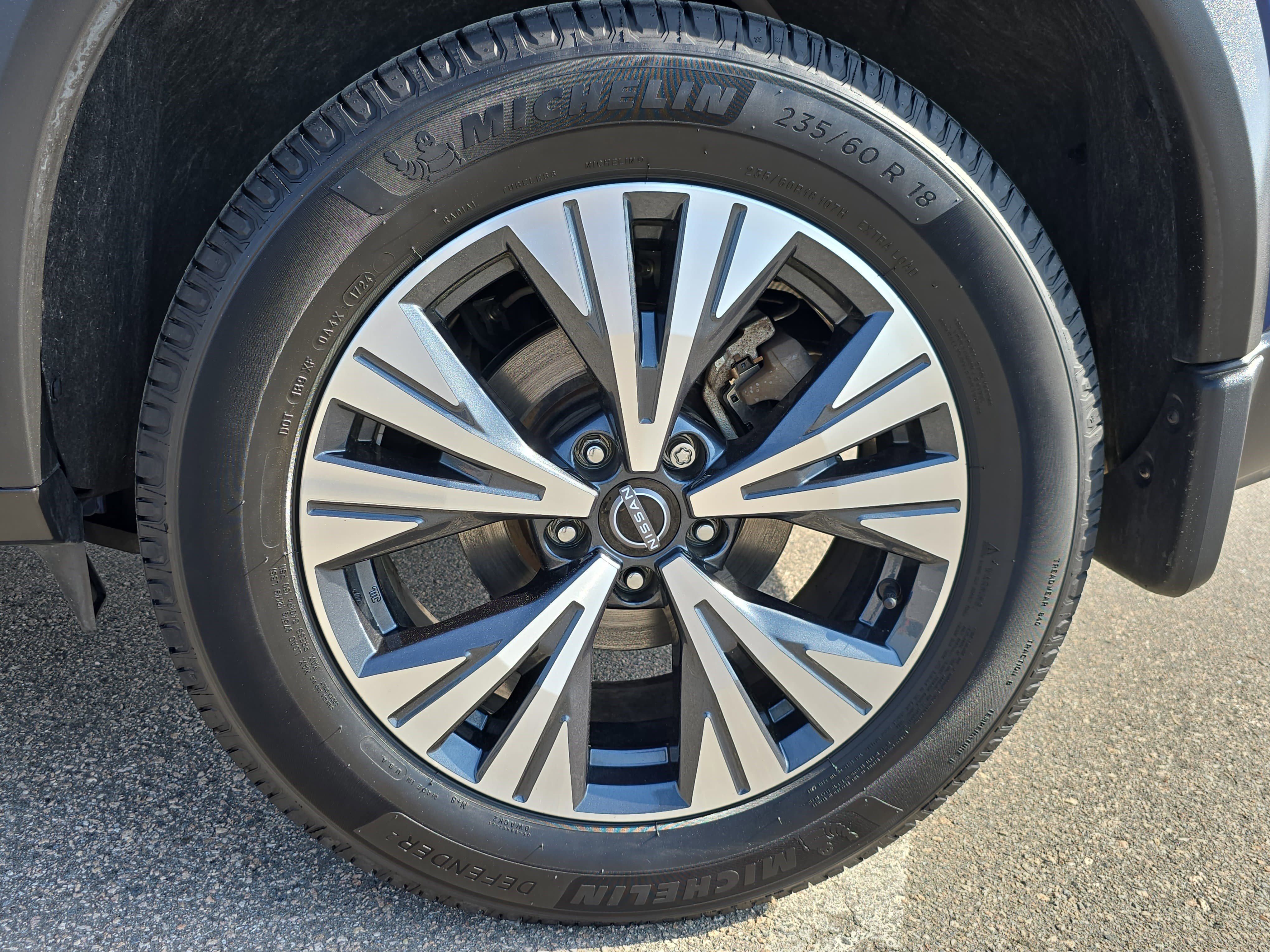 Used 2022 Nissan Rogue SV image 32