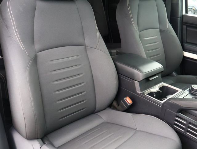 Used 2024 Toyota Tacoma TRD Sport w/ TRD Sport Upgrade Package image 17