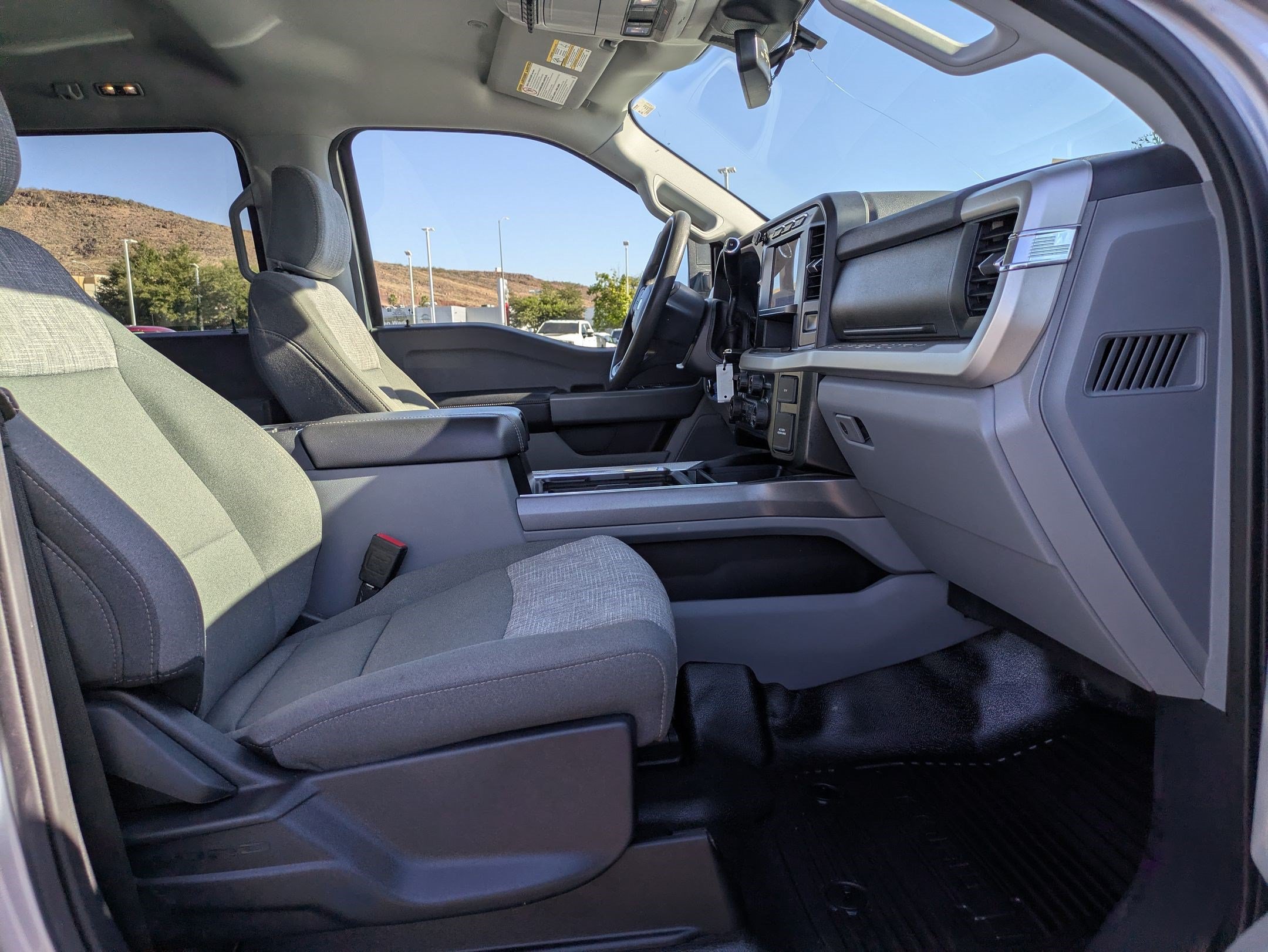 Used 2023 Ford F350 XLT AWD/4WD image 30