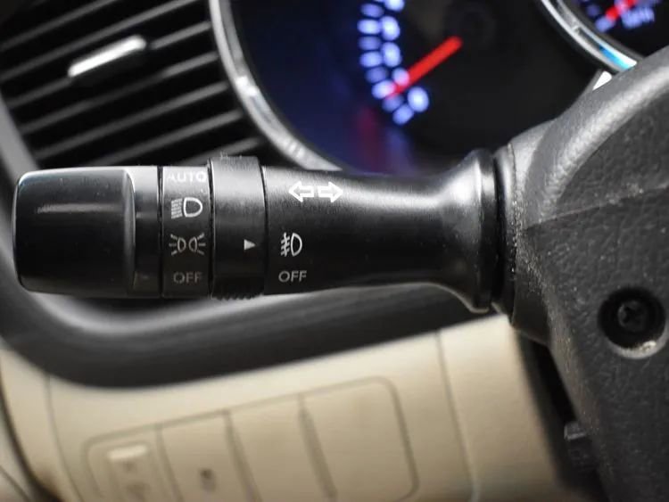 Used 2011 Kia Optima EX w/ Premium Pkg image 25