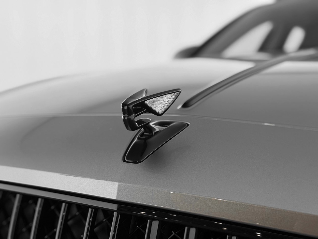 Used 2023 Bentley Flying Spur Azure image 46