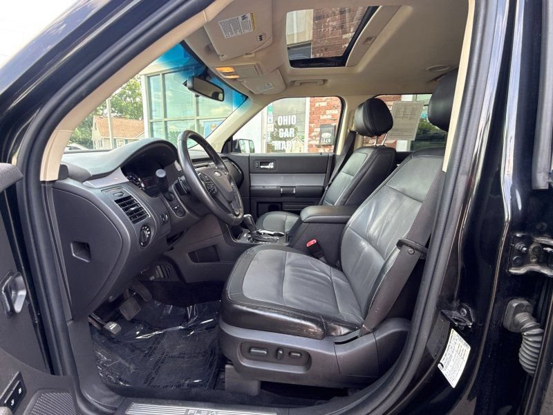Used 2014 Ford Flex Limited w/ Equipment Group 303A AWD/4WD image 9
