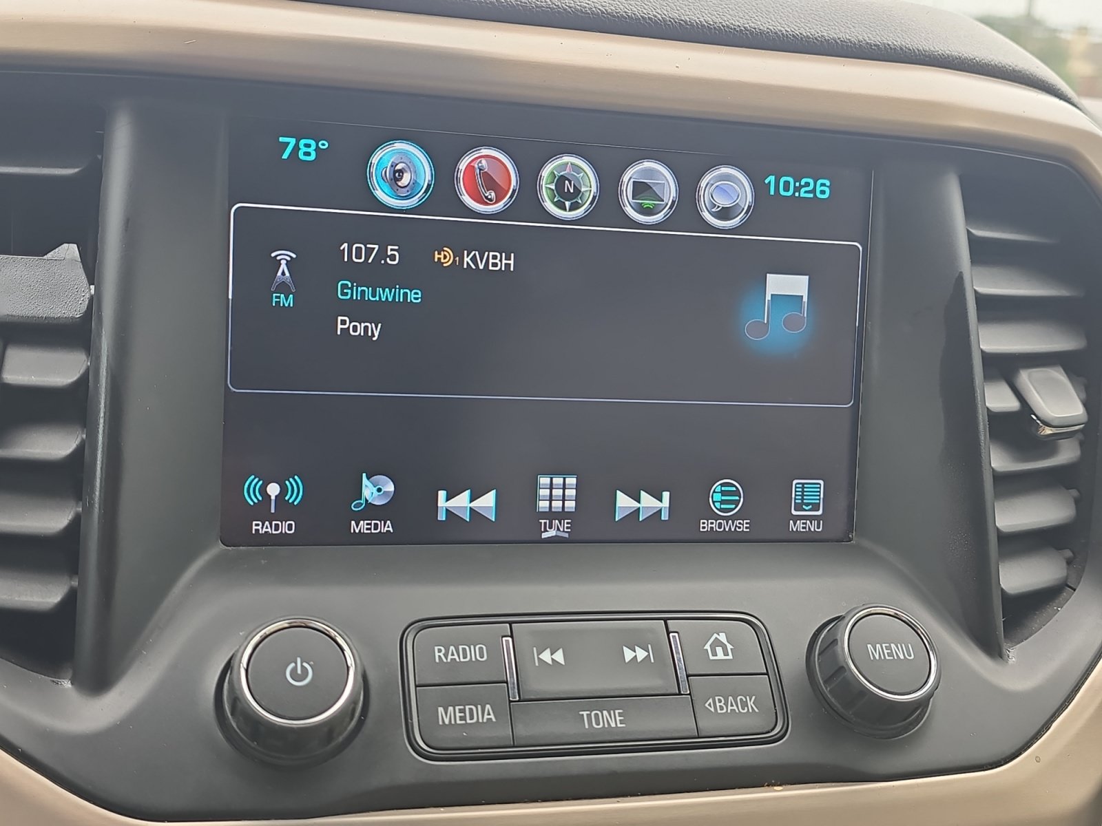 Used 2017 GMC Acadia Denali w/ Technology Package AWD/4WD image 17