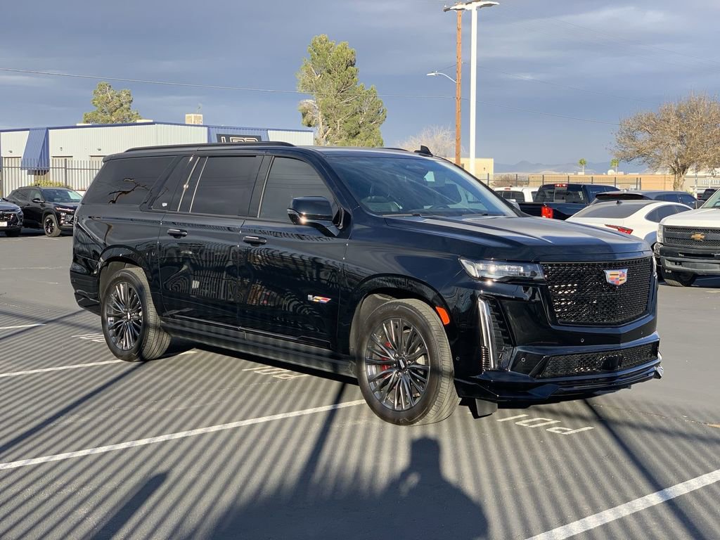 Certified 2024 Cadillac Escalade ESV V w/ Heavy-Duty Trailer Package image 3