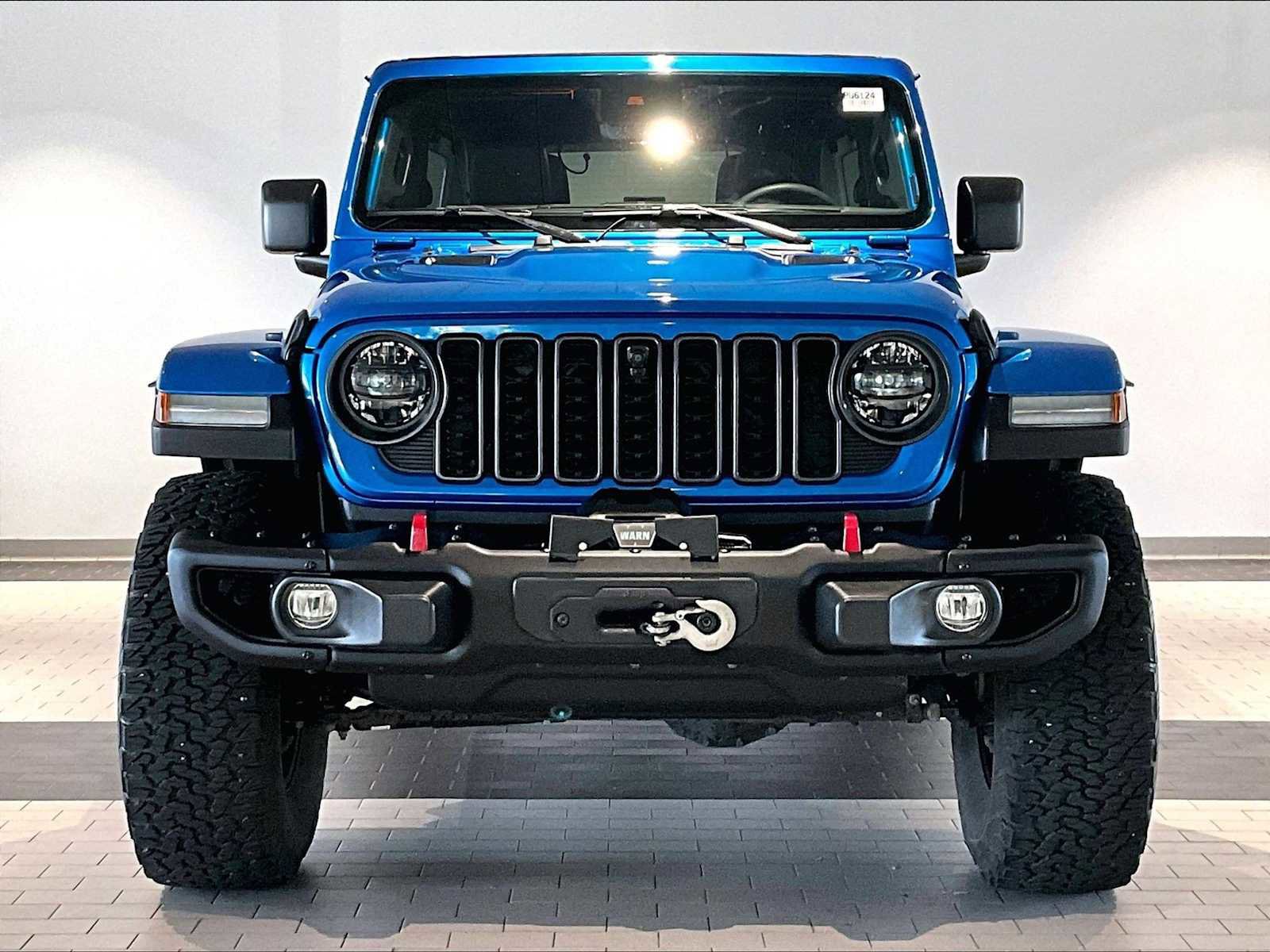 Used 2024 Jeep Wrangler Unlimited Rubicon AWD/4WD image 13