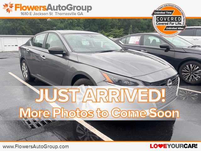 Used 2025 Nissan Altima 2.5 S FWD image 1