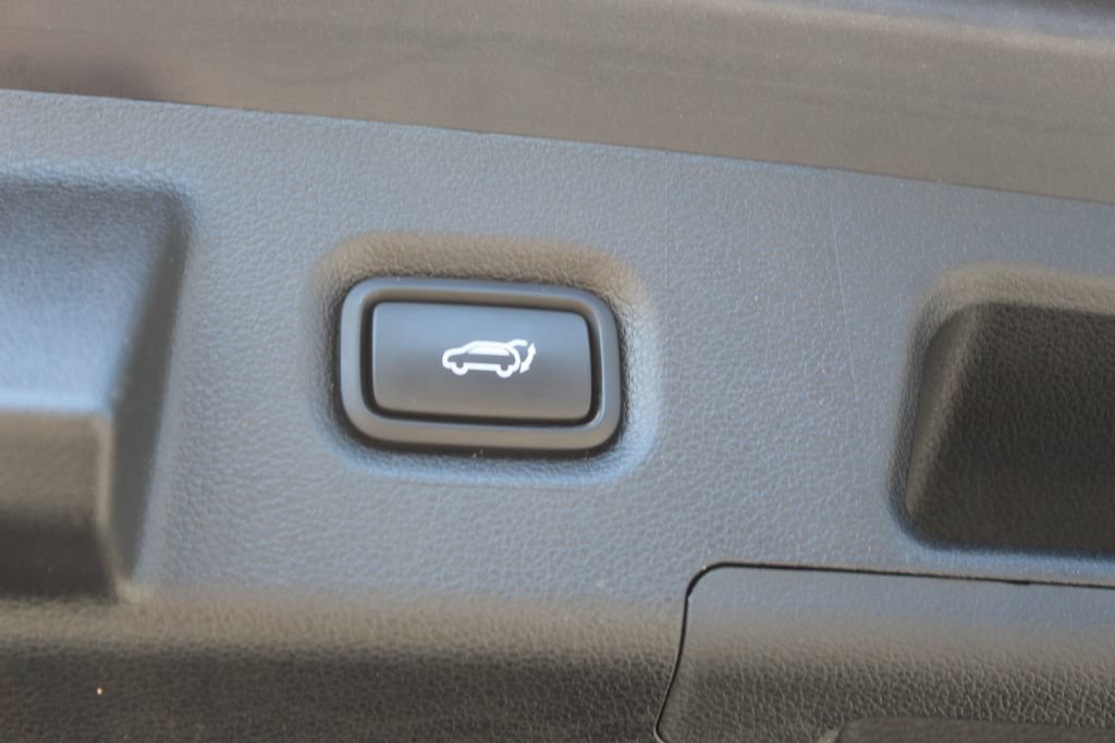 Used 2023 Hyundai Santa Fe Limited AWD/4WD image 11