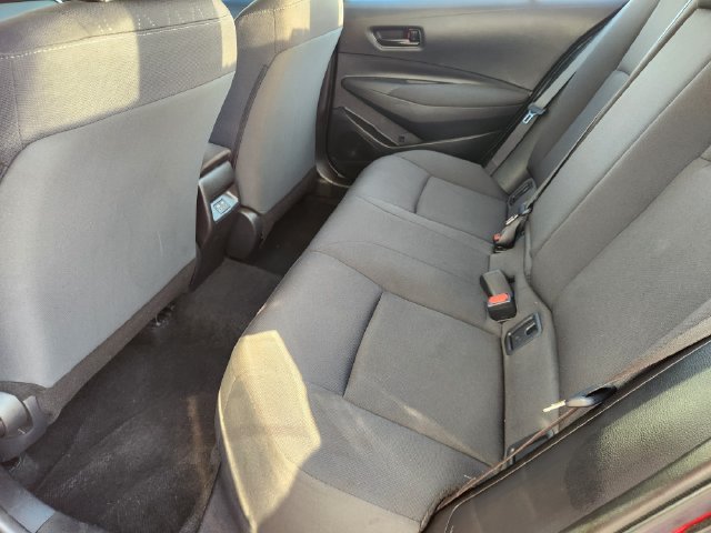 Used 2025 Toyota Corolla LE FWD image 30