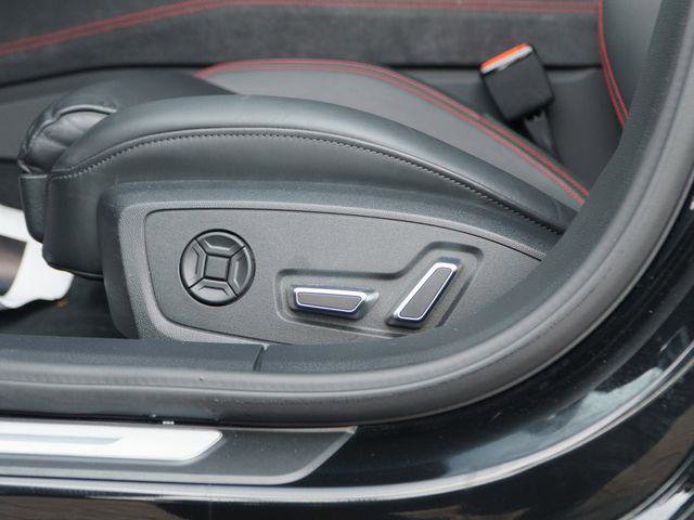 Certified 2025 Audi RS 6 performance AWD/4WD image 20