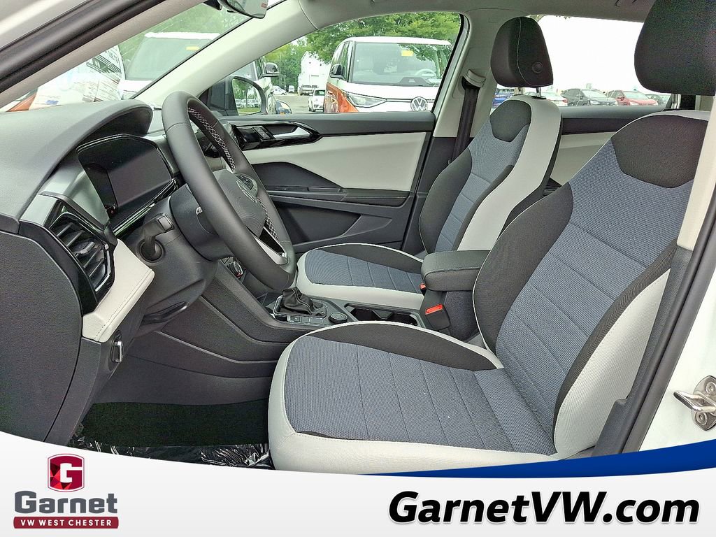 New 2025 Volkswagen Taos S image 7