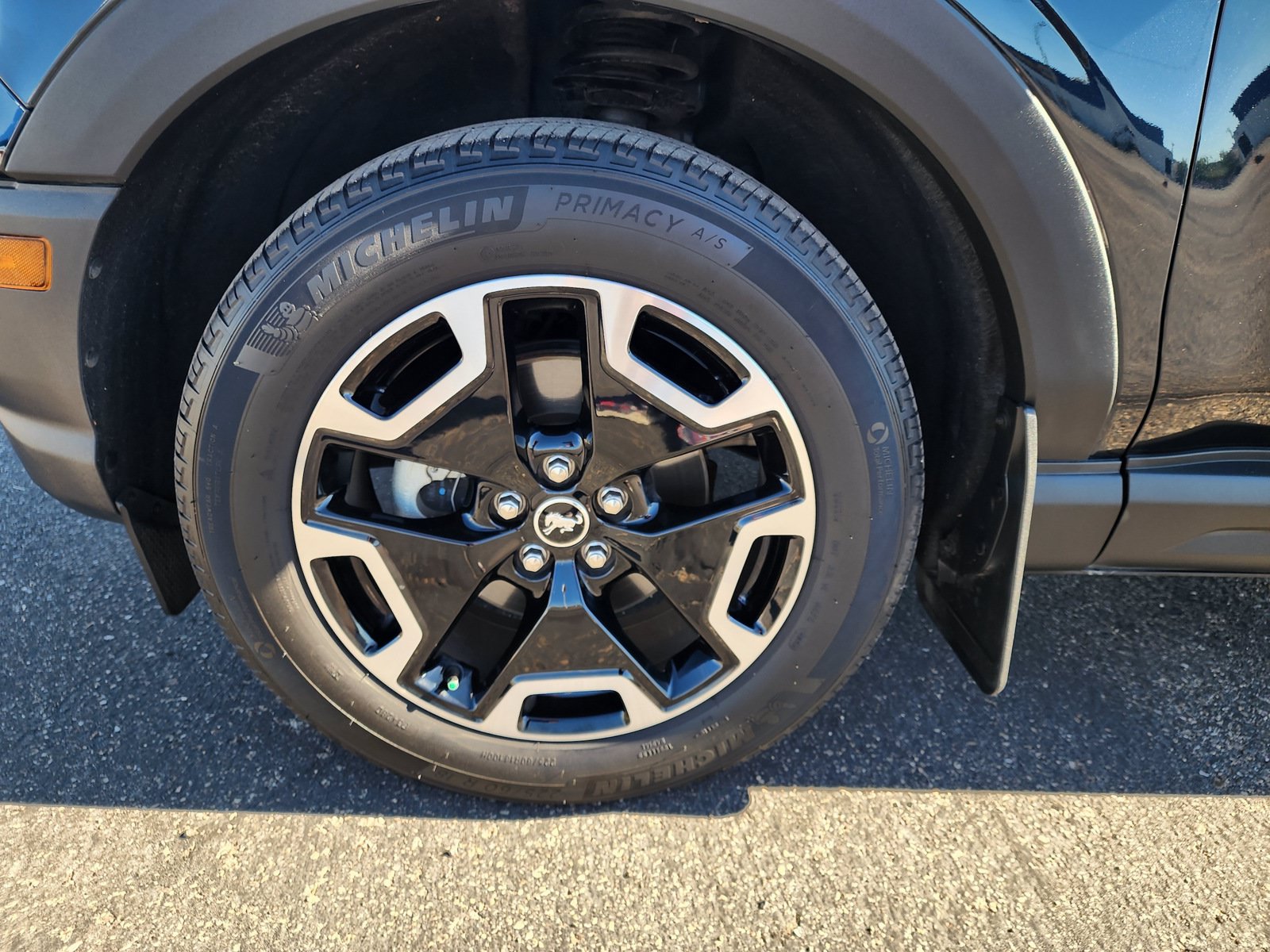 Used 2023 Ford Bronco Sport Outer Banks w/ Tech Package AWD/4WD image 9