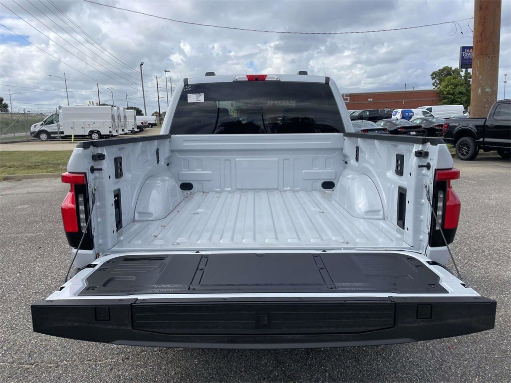 New 2025 Ford F150 Lightning Flash image 10