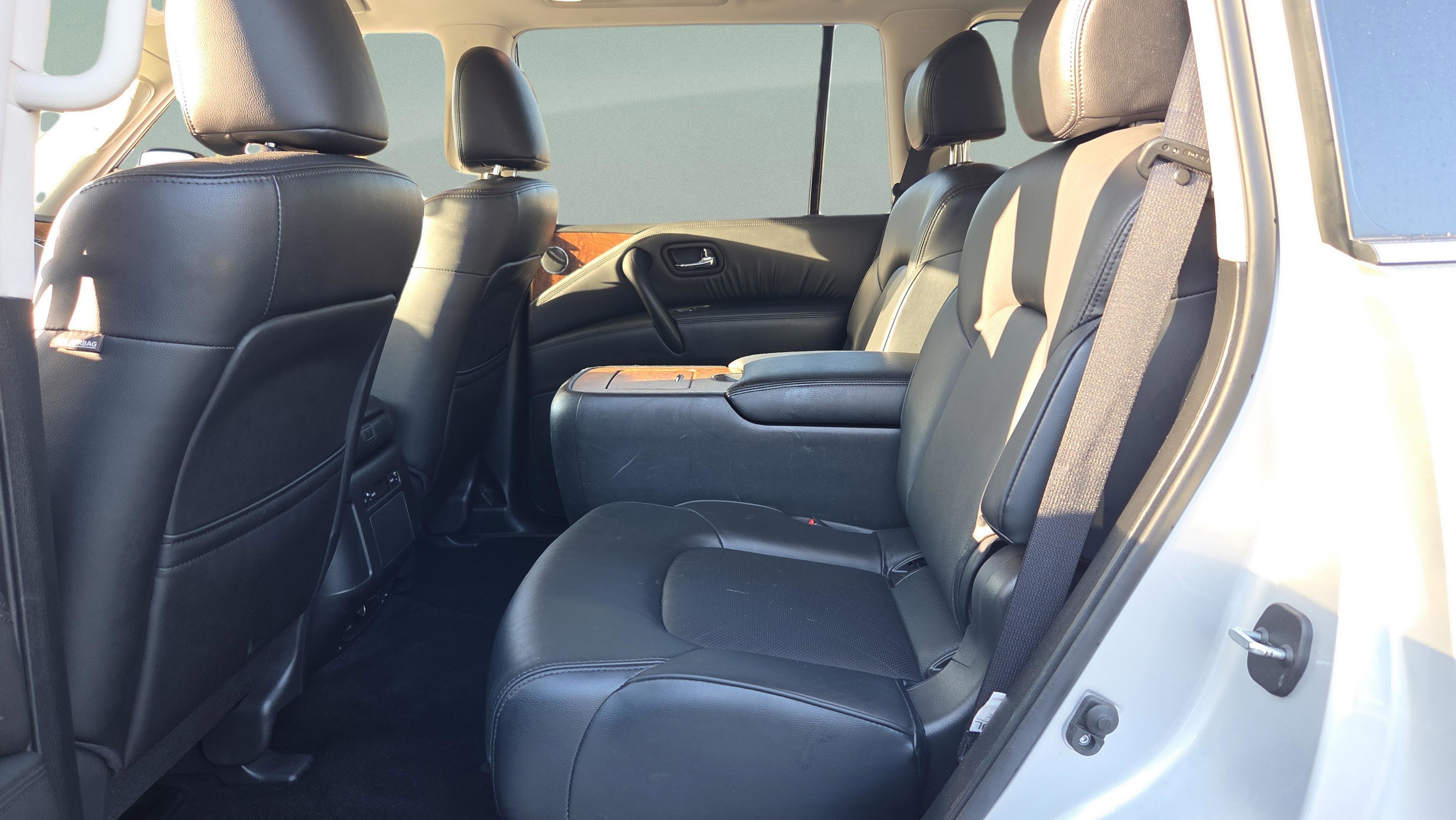Used 2024 Nissan Armada SL w/ Captain's Chairs Package image 11