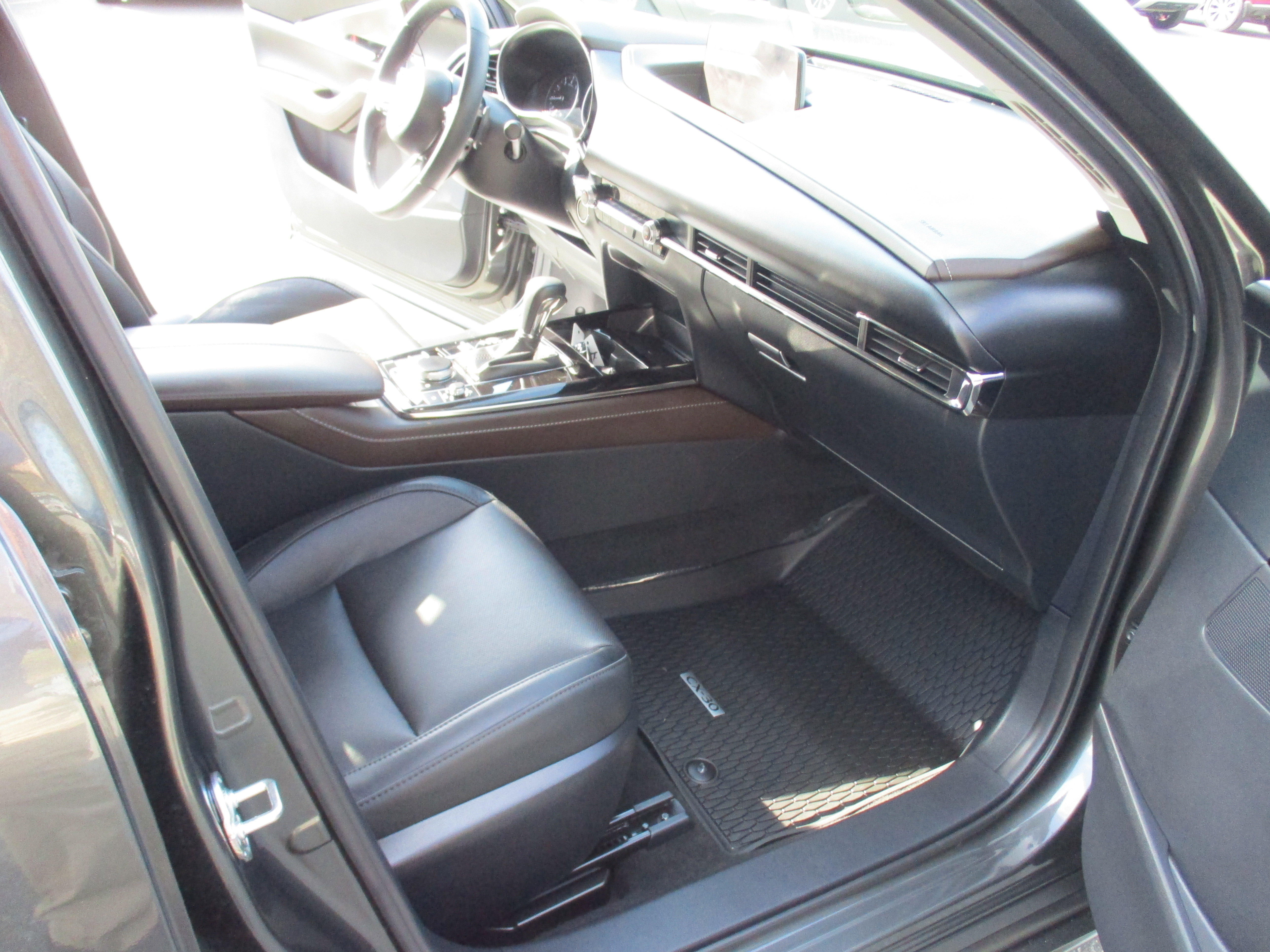 Used 2024 MAZDA CX-30 2.5 Turbo w/ Premium Package AWD/4WD image 17