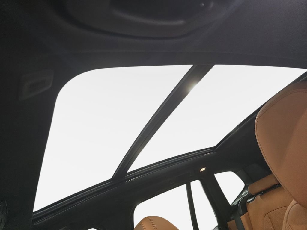 Used 2024 BMW X3 sDrive30i w/ Premium Package w/ZPA RWD image 23