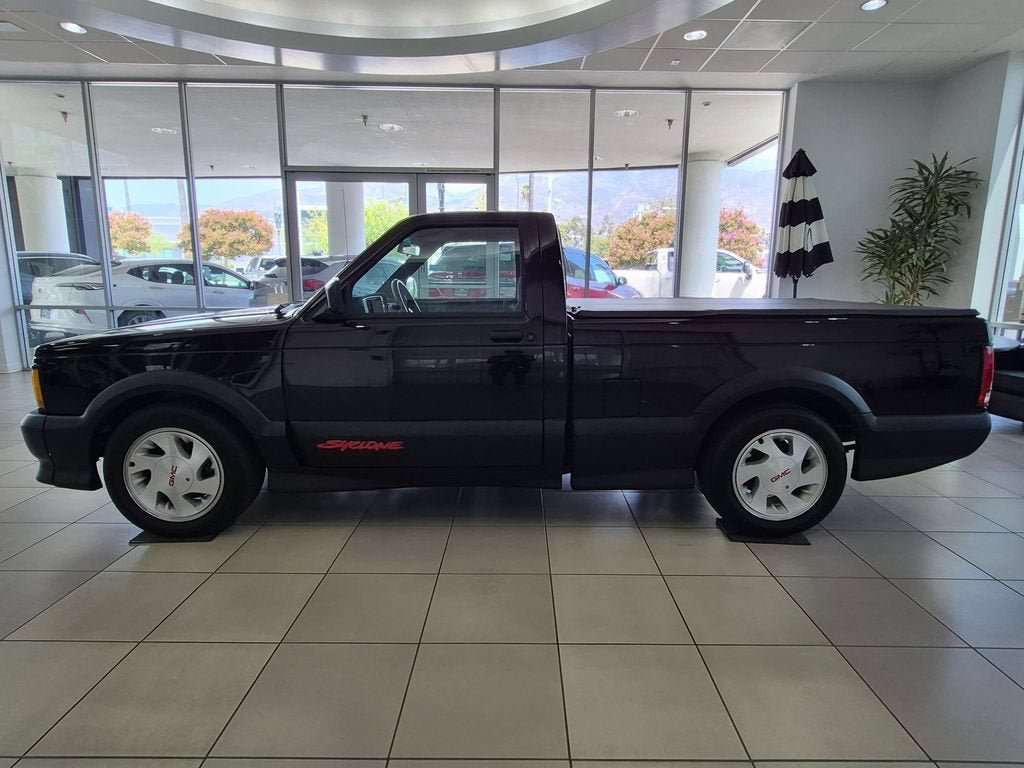 Used 1991 GMC Sonoma AWD/4WD image 2