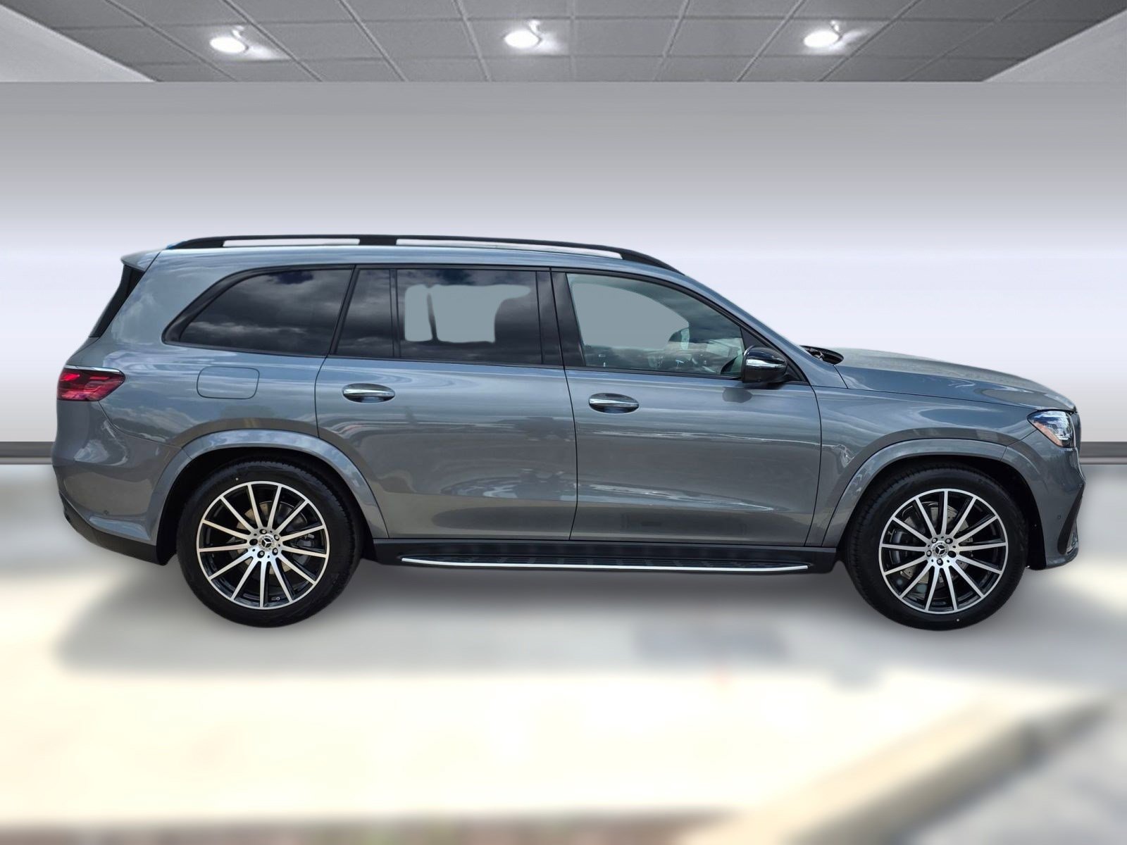 New 2026 Mercedes-Benz GLS 580 4MATIC image 6