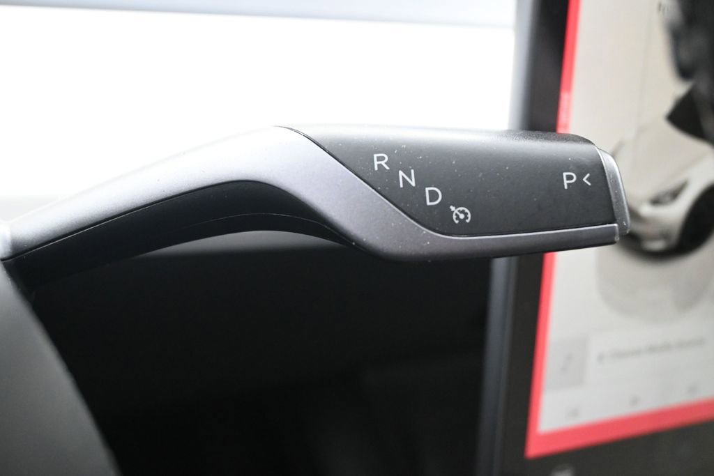 Used 2022 Tesla Model Y Performance AWD/4WD image 19