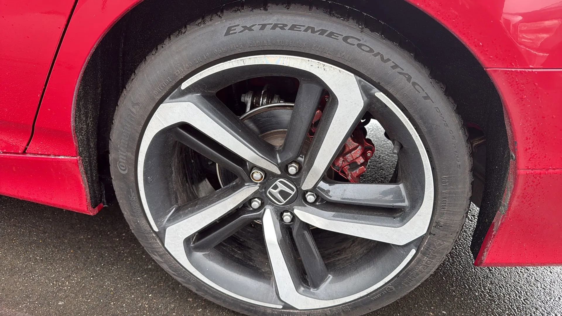 Used 2018 Honda Accord Sport image 14