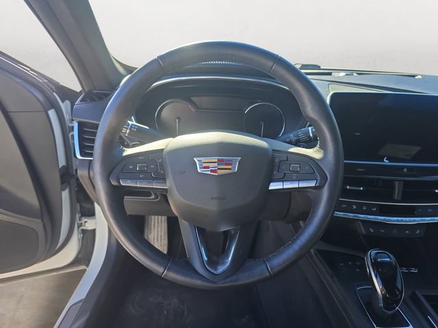 Used 2022 Cadillac CT5 Luxury w/ Cold Weather Package RWD image 12