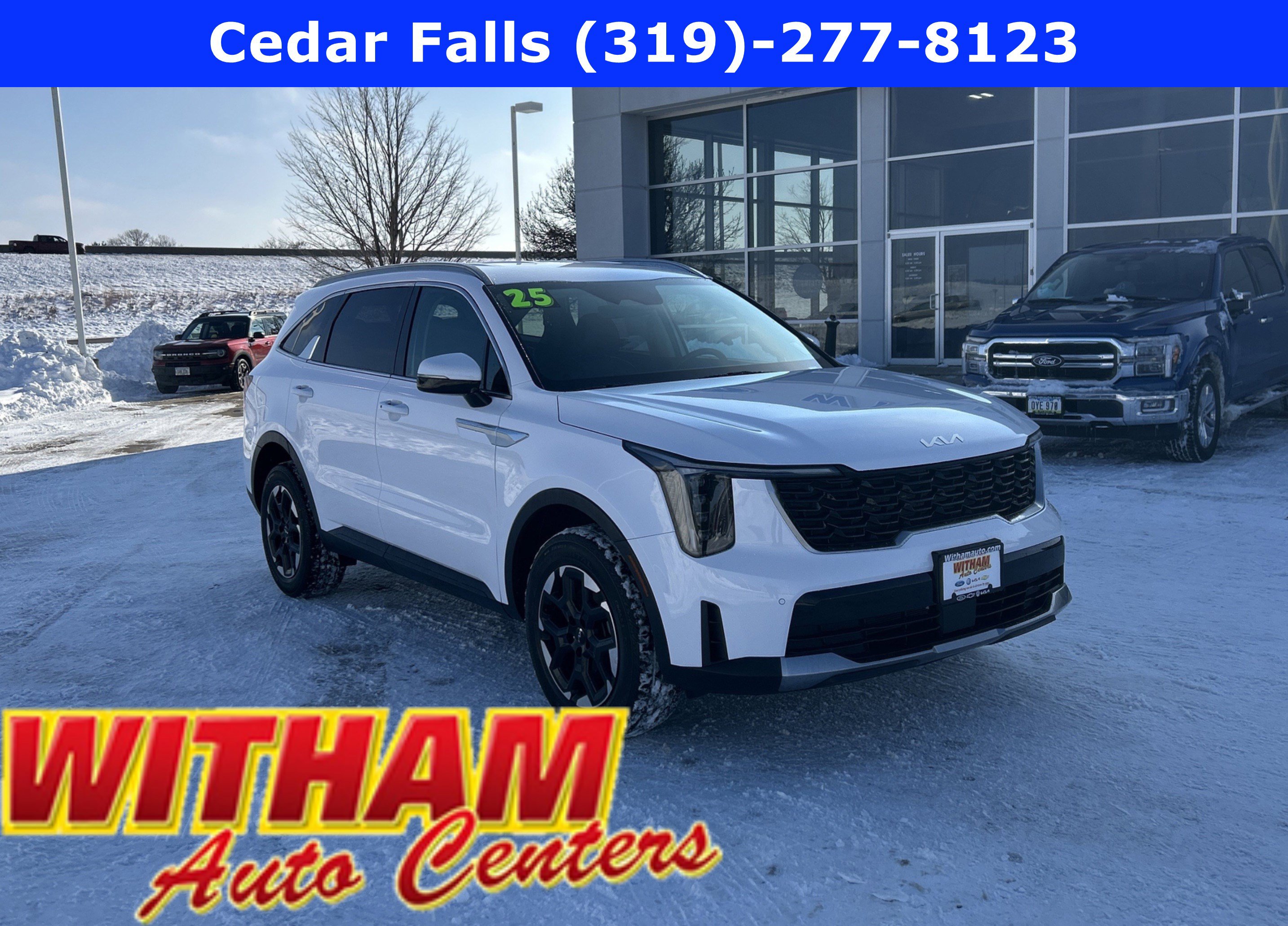 Used 2025 Kia Sorento S image 1