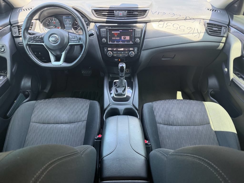 Used 2019 Nissan Rogue SV AWD/4WD image 17
