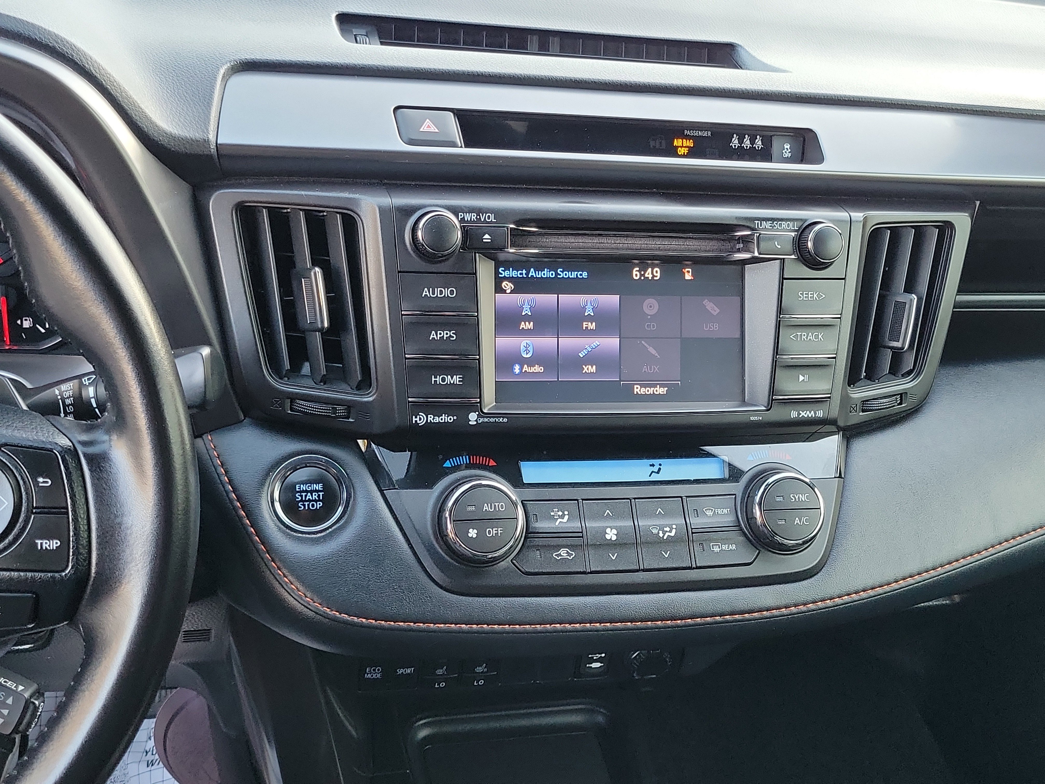 Used 2018 Toyota RAV4 SE w/ Power Extra Value Package FWD image 15