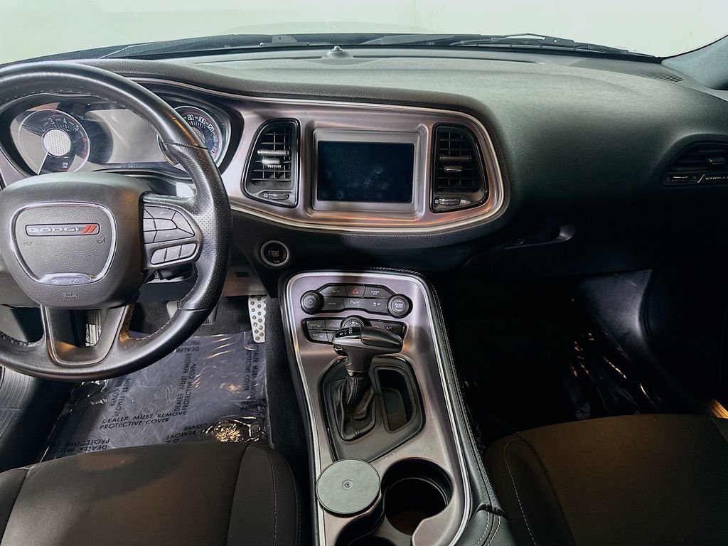 Used 2022 Dodge Challenger R/T RWD image 16