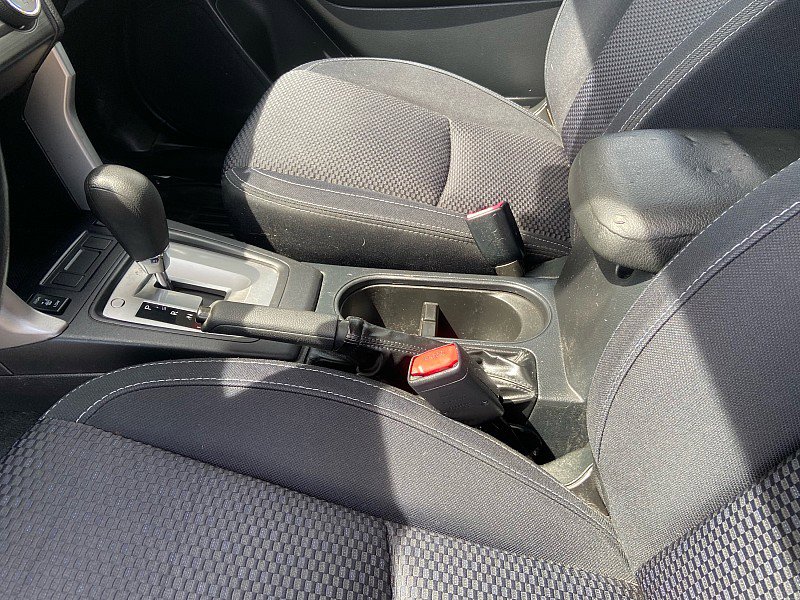 Used 2015 Subaru Forester 2.5i Premium w/ All-Weather Package image 12