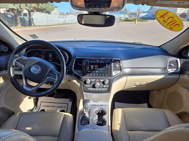 Used 2021 Jeep Grand Cherokee Limited AWD/4WD image 3